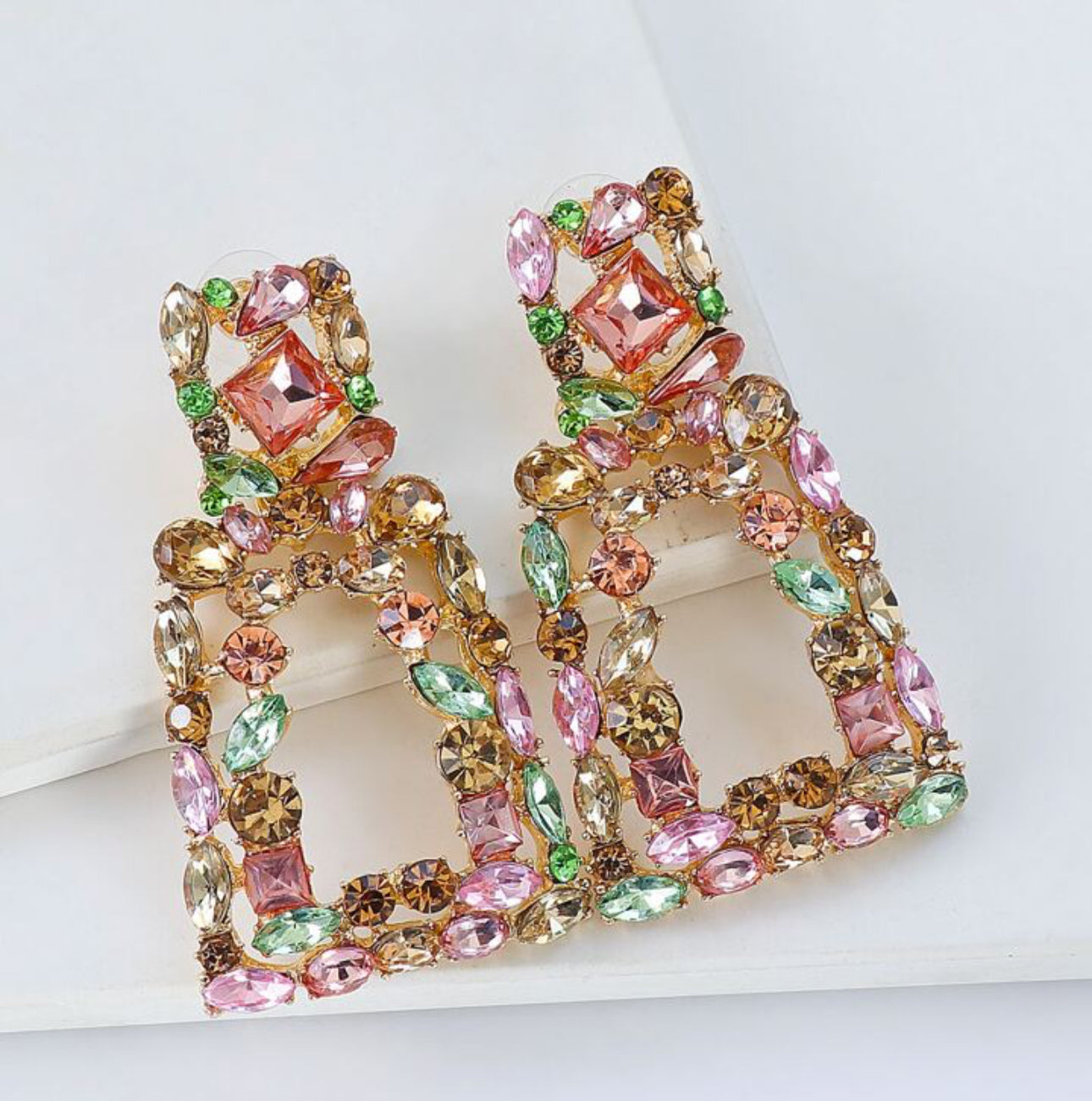 Touch of Elegance (Earrings)